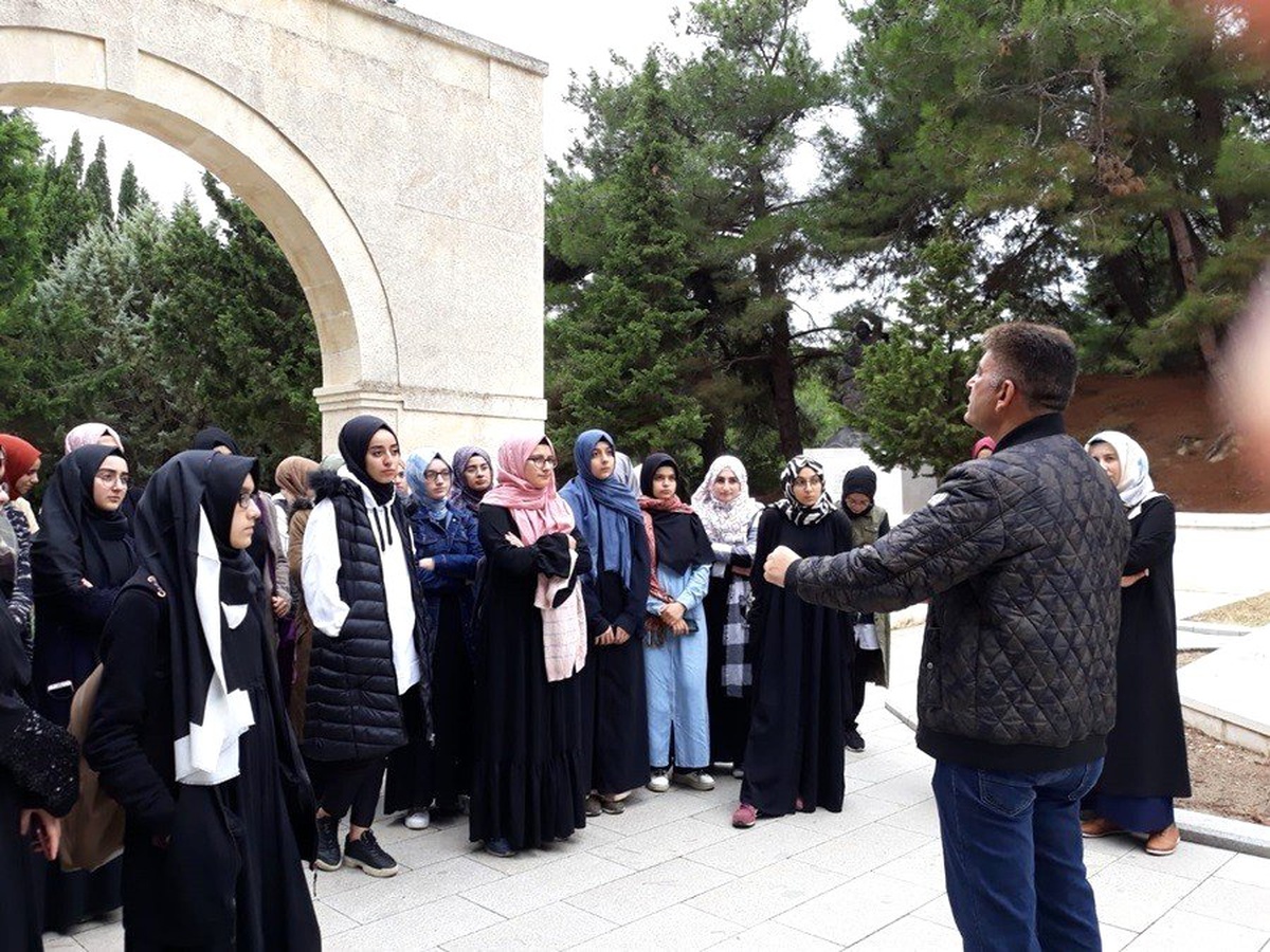 Sultangazi\'de kültür gezileri başladı