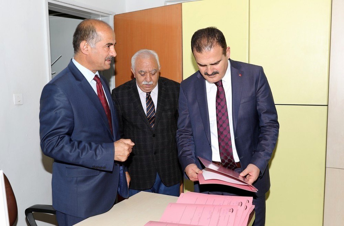 Vali Akbıyık\'tan SGK Müdürü Polat\'a ziyaret