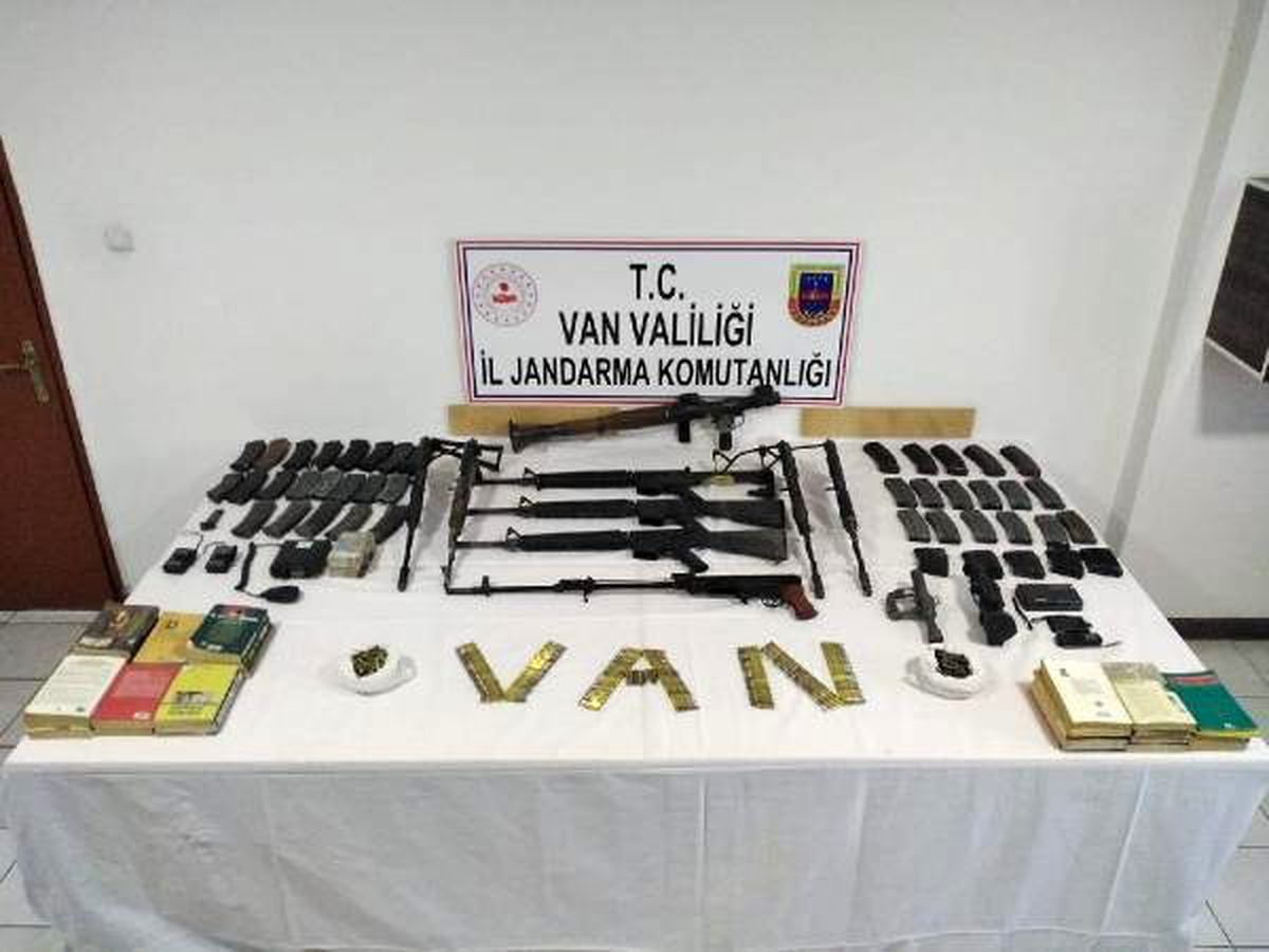 Van\'da 8 terörist etkisiz hale getirildi