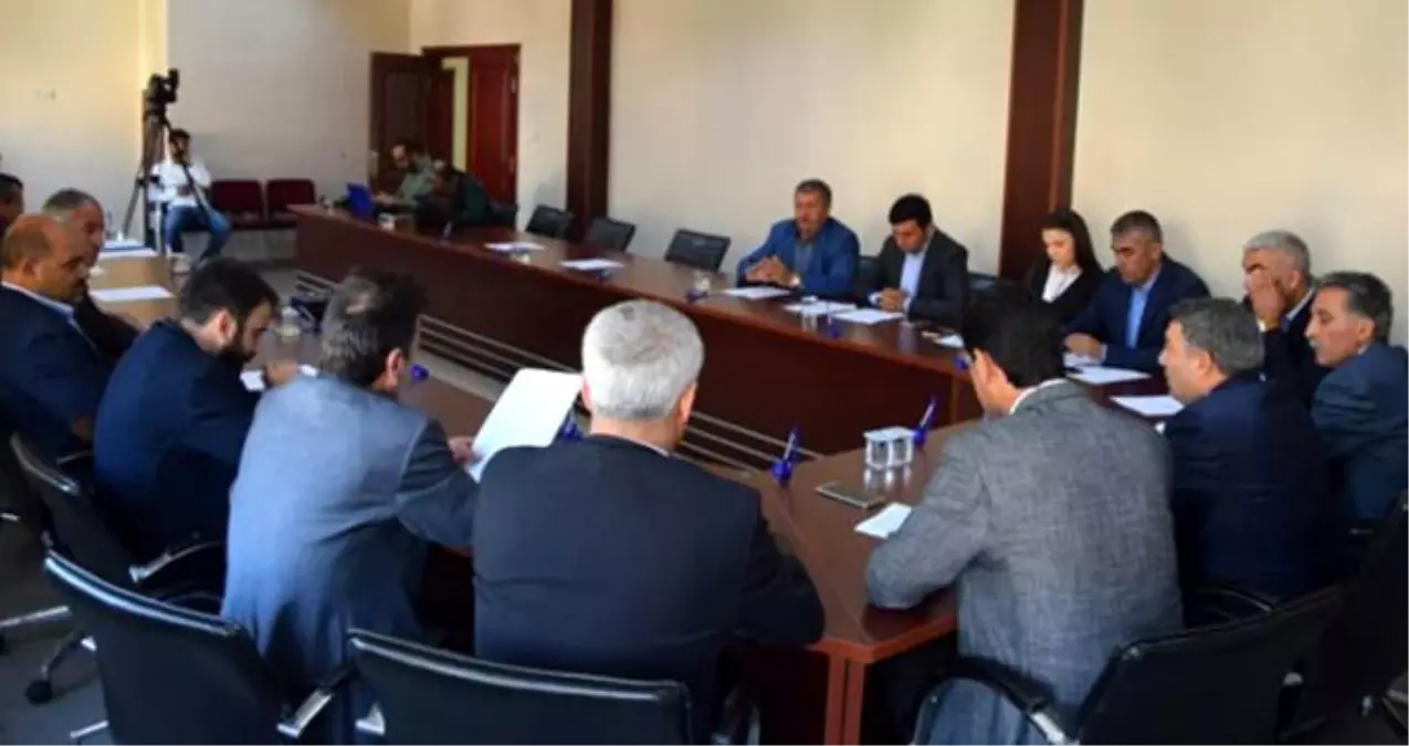 Barış Pınarı Harekatı\'na hakaret eden meclis üyesi tutuklandı