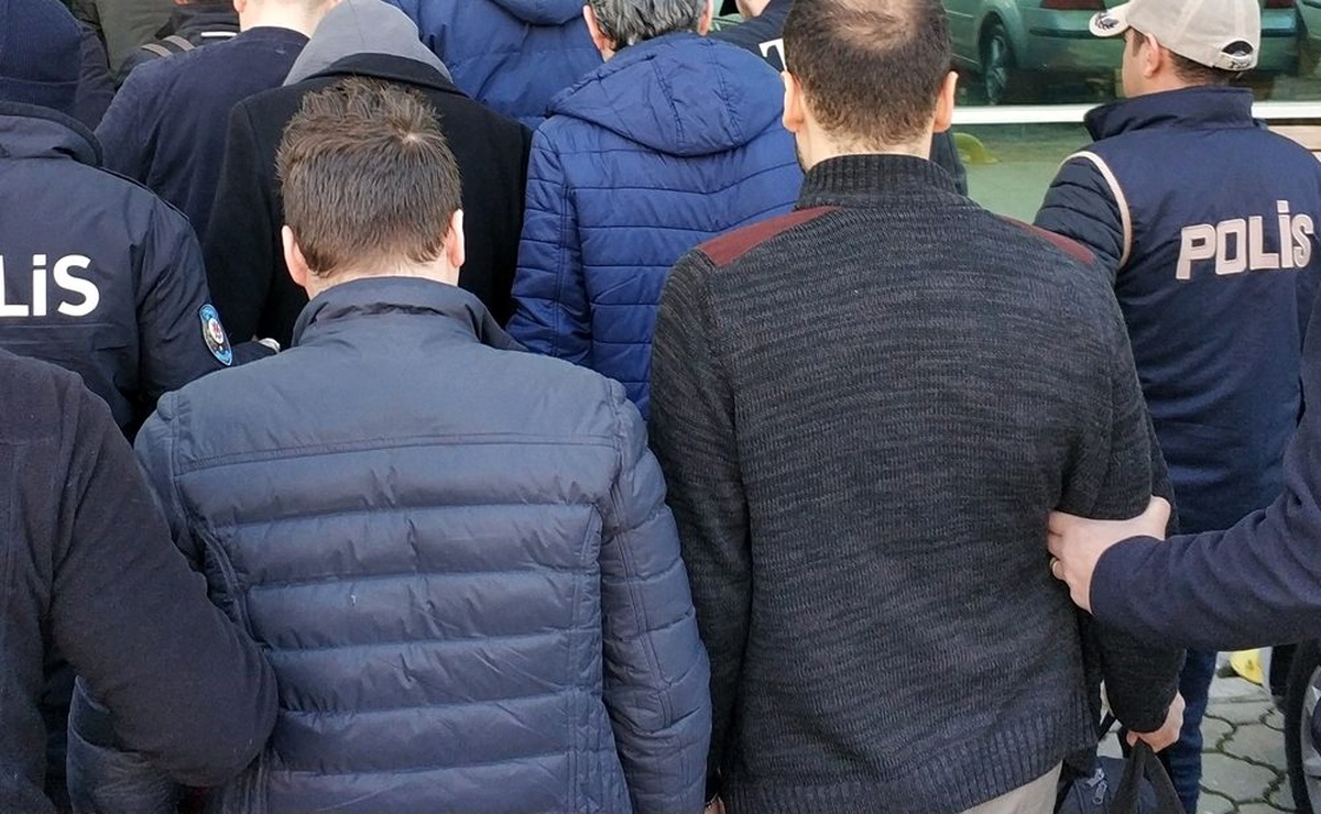 Barış Pınarı Harekatı\'nı sosyal medya üzerinden provoke eden 4 kişi yakalandı