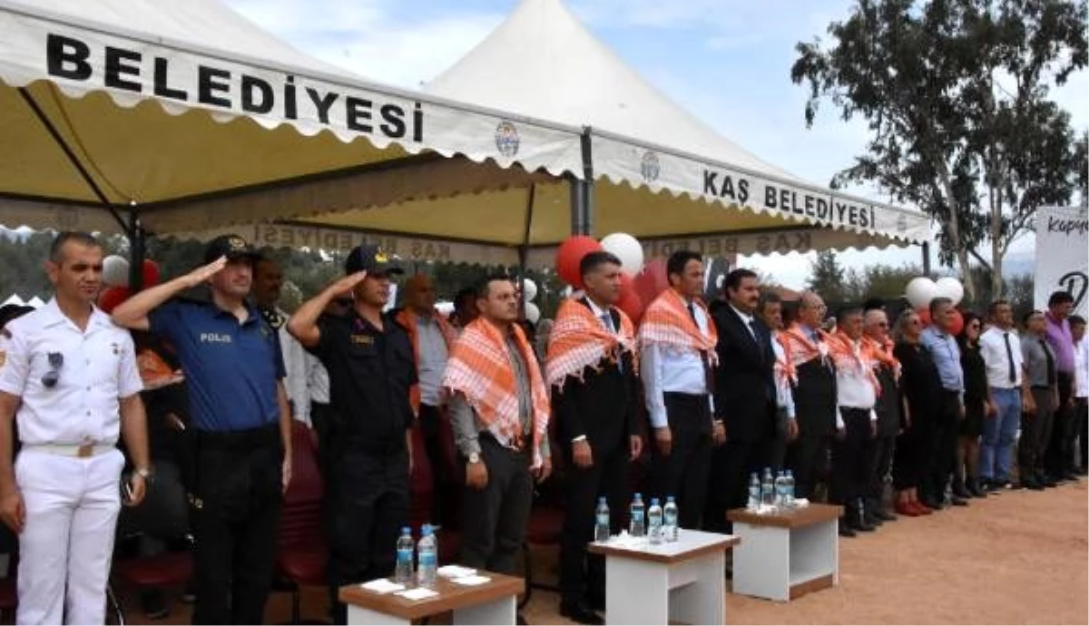 Kaş\'ta \'kapya biber festivali\'nin ilki düzenlendi