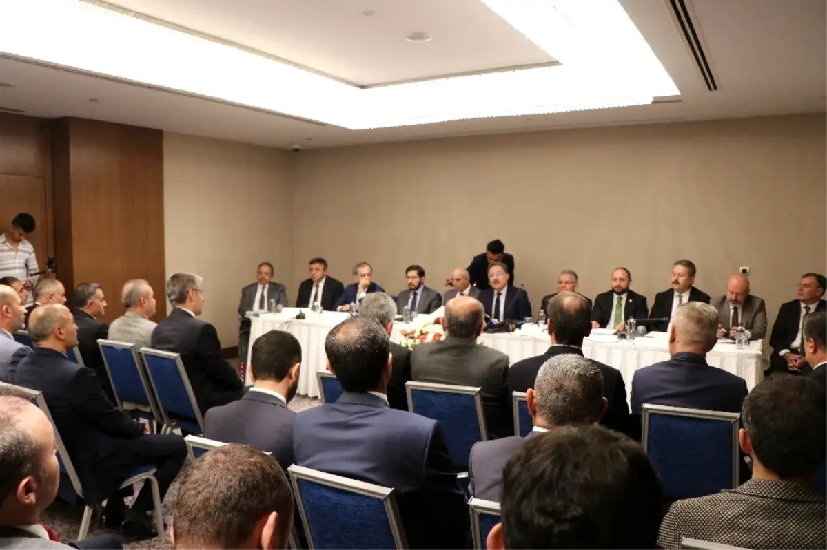 Prof. Dr. Şükrü Karatepe: "Cumhurbaşkanı bütün politikalarını kendisi oluşturmak durumunda"