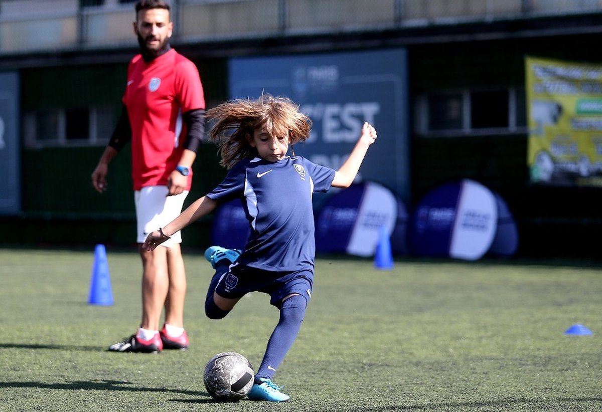 PSG Academy Bursa\'dan 2 futbolcu Ukrayna\'da turnuvaya katılacak