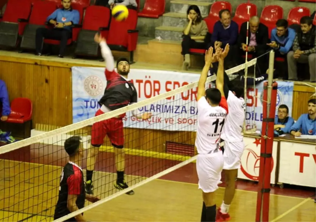 Sivas\'ta Voleybol Turnuvası düzenlendi