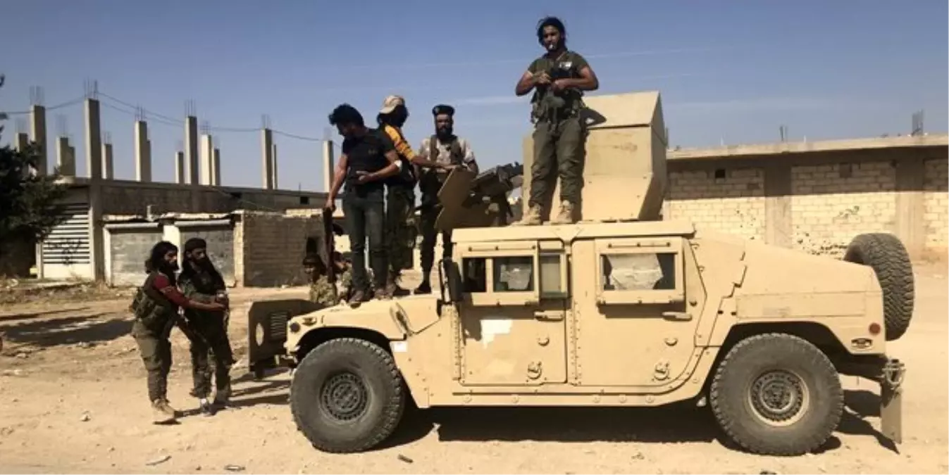 Teröristler ABD\'nin verdiği milyonluk araçları bırakıp kaçtı