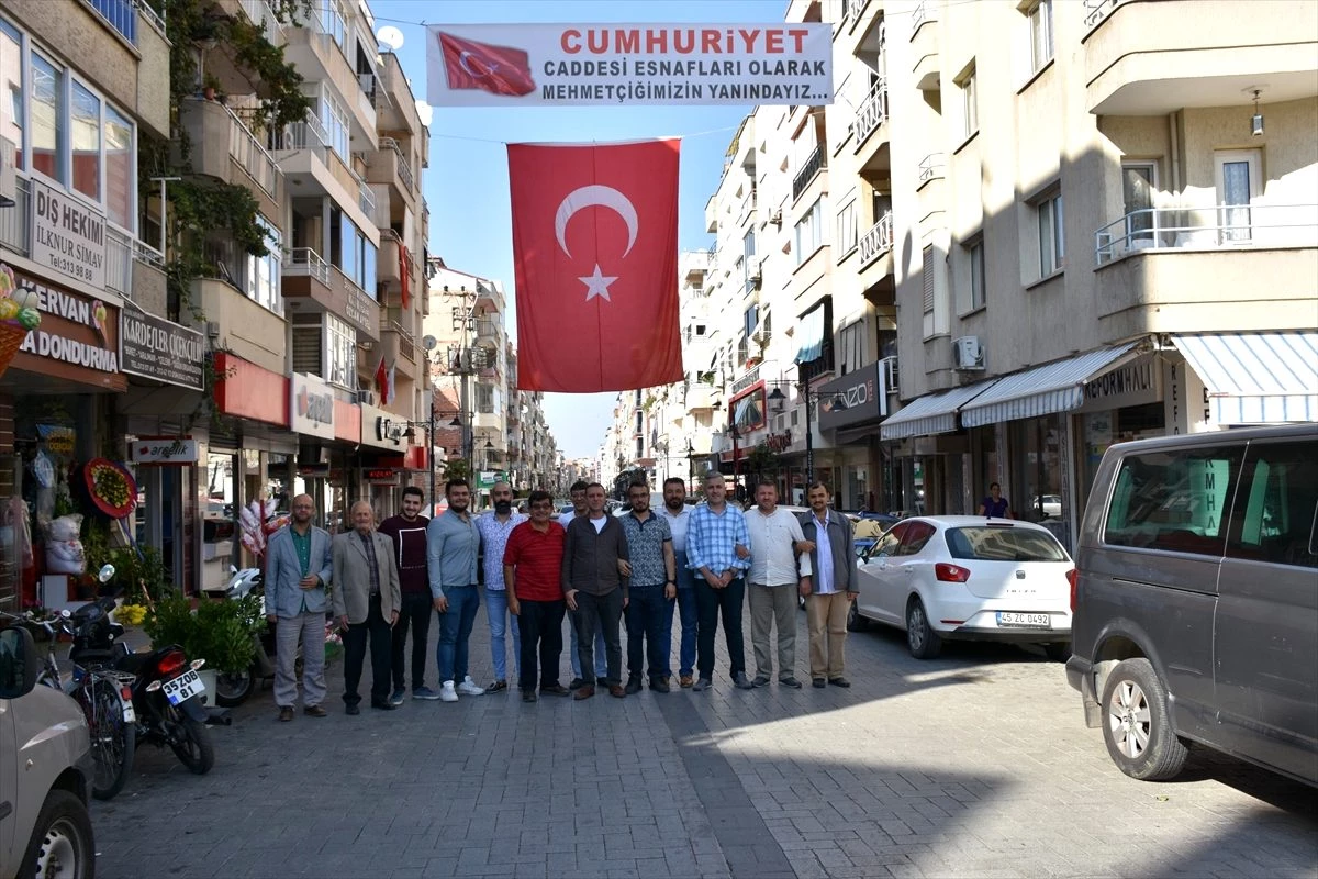 Turgutlu\'dan Barış Pınarı Harekatı\'na destek