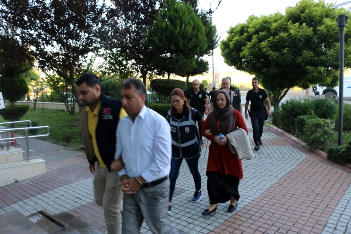Barış Pınarı Harekatı\'na karşı propaganda yapan HDP\'liler adliyede