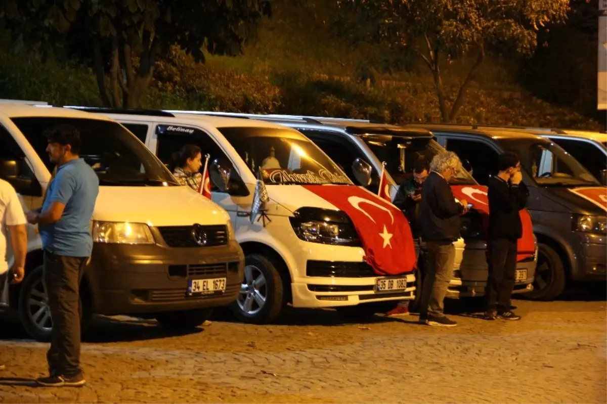 İstanbul\'da Barış Pınarı Harekatı\'na destek konvoyu