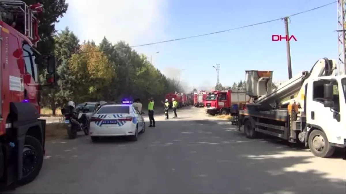 Kahramanmaraş dokuma atölyesinin yandığını görünce fenalık geçirdi