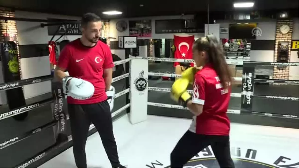 Antalyalı muaythai sporcularından uluslararası başarı