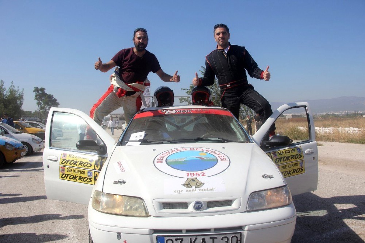 Başkan Kayalar, pistin tozunu attırdı