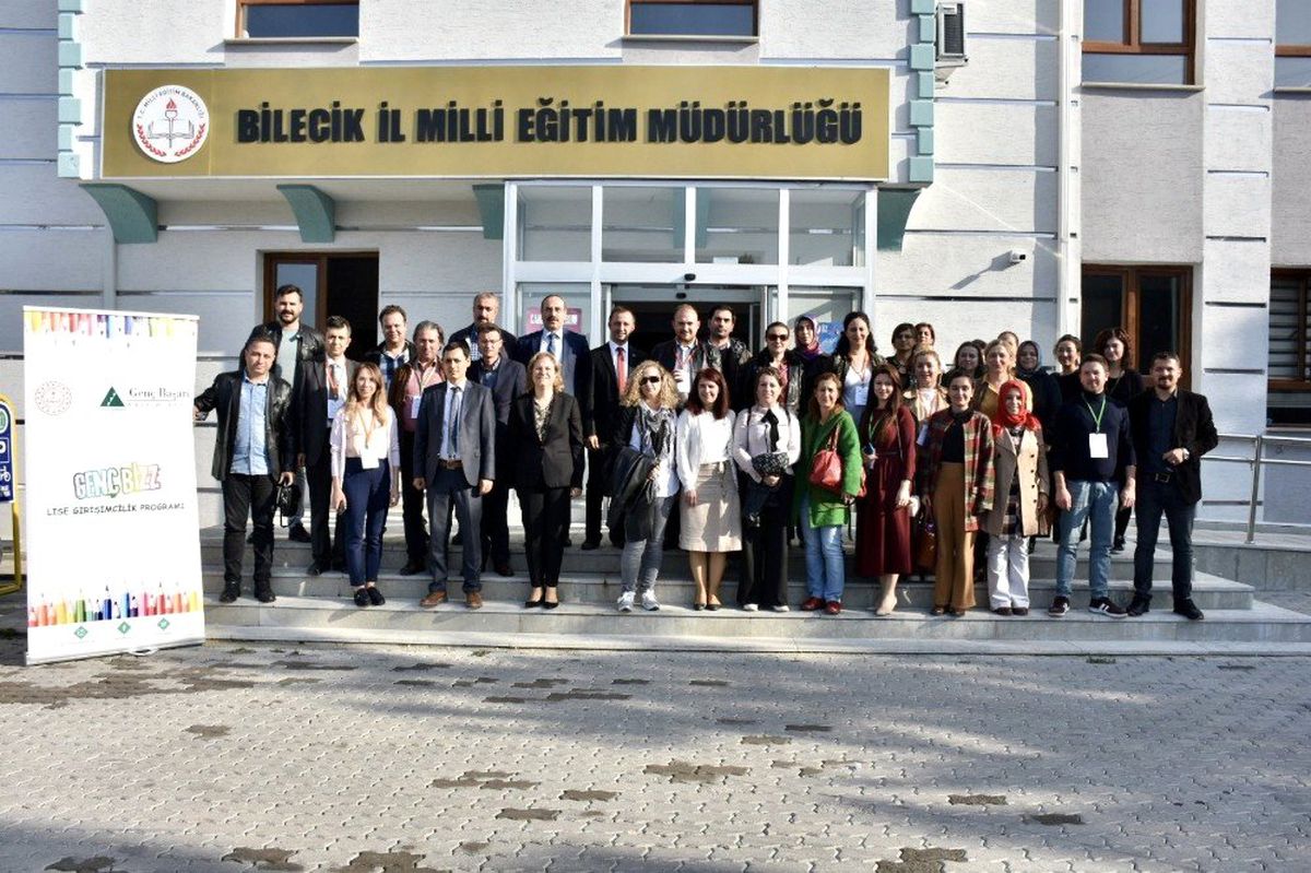 Bilecik\'te \'GençBizz Lise Girişimcilik\' programı düzenlendi