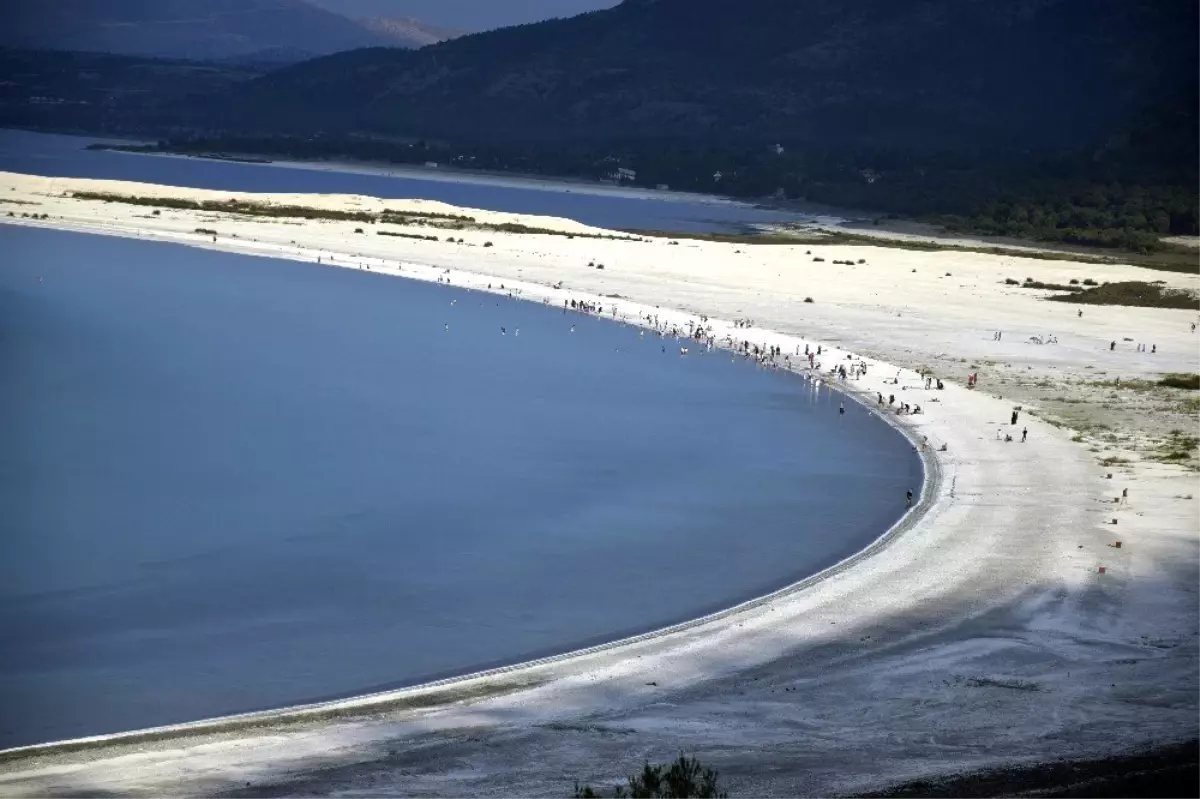 Burdur Valisi Şıldak\'tan Salda Gölü\'yle ilgili sert çıkış: "Özel Çevre Koruma Planını ihlal edenin...