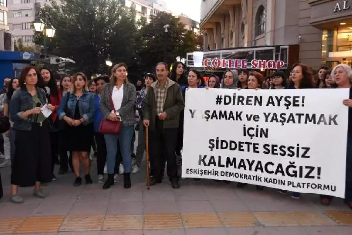 Eski eşine satırla saldıran zanlı, adliyeye tekerlekli sandalyeyle getirildi (3)