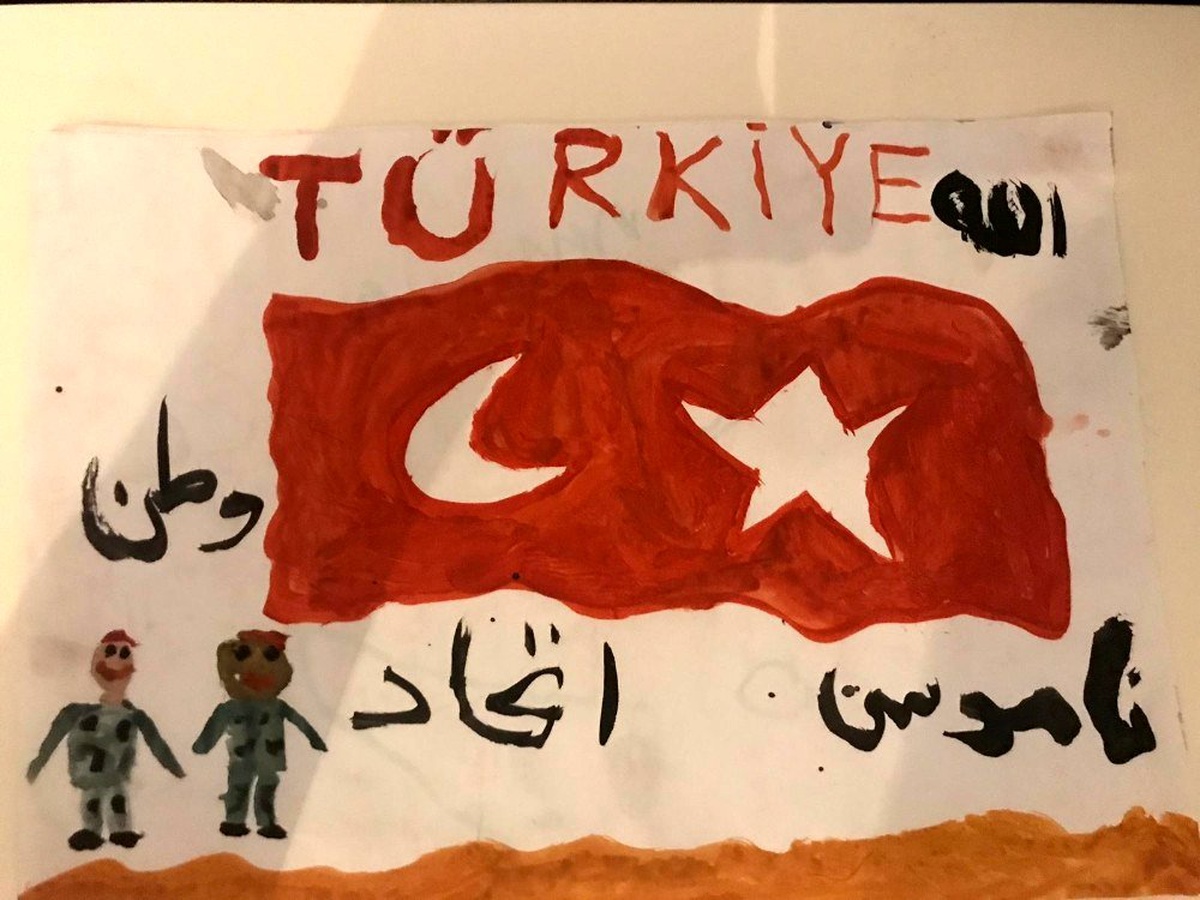 Gurbetçi küçük kızdan Mehmetçiğe destek