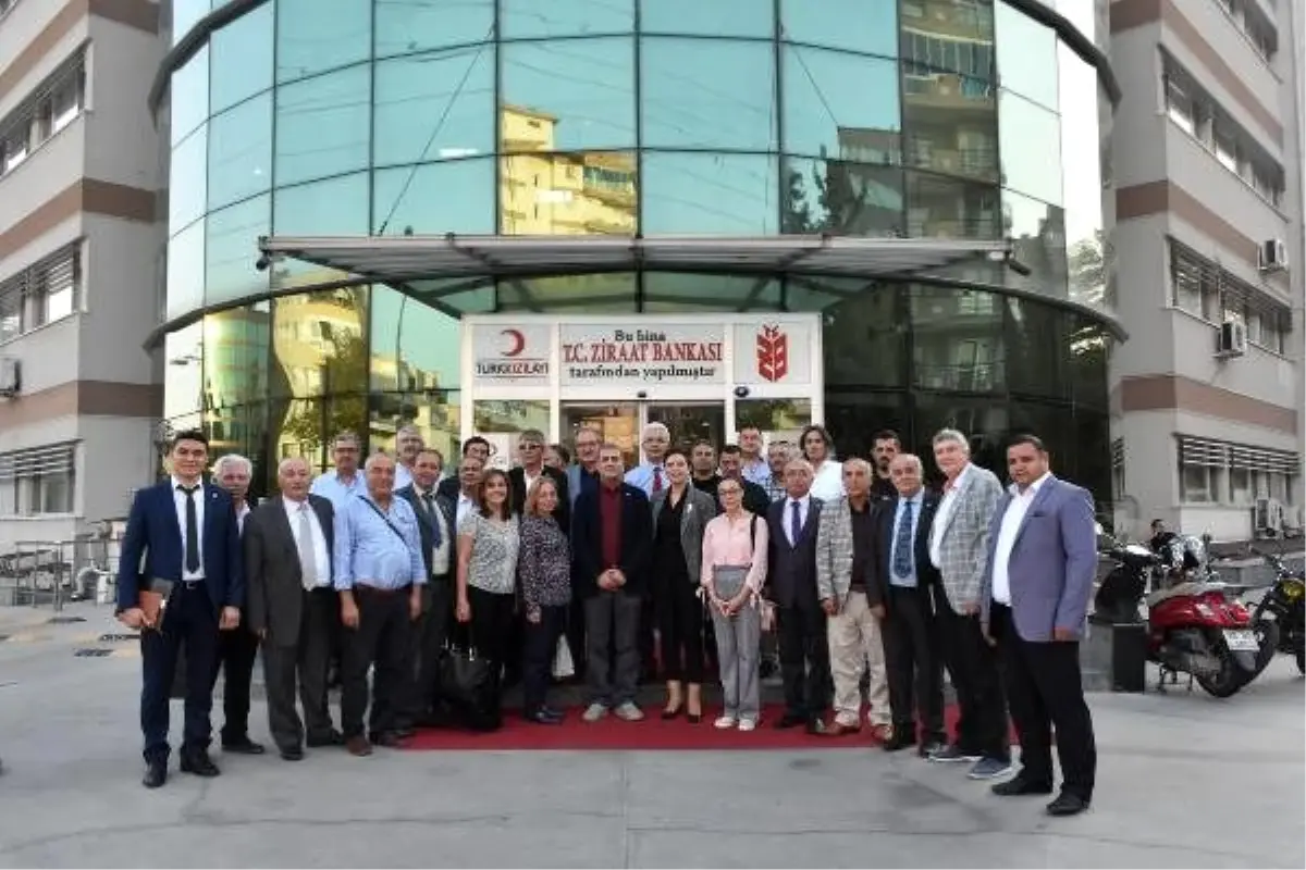 İyi parti üyelerinden \'barış pınarı harekatı\' destek için kan bağışı