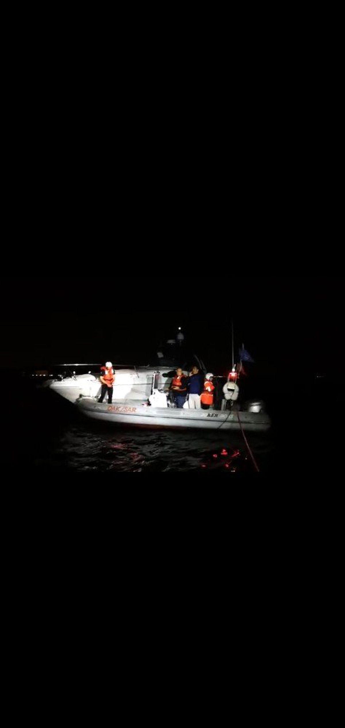 Kadıköy\'de tekne kurtarma operasyonu