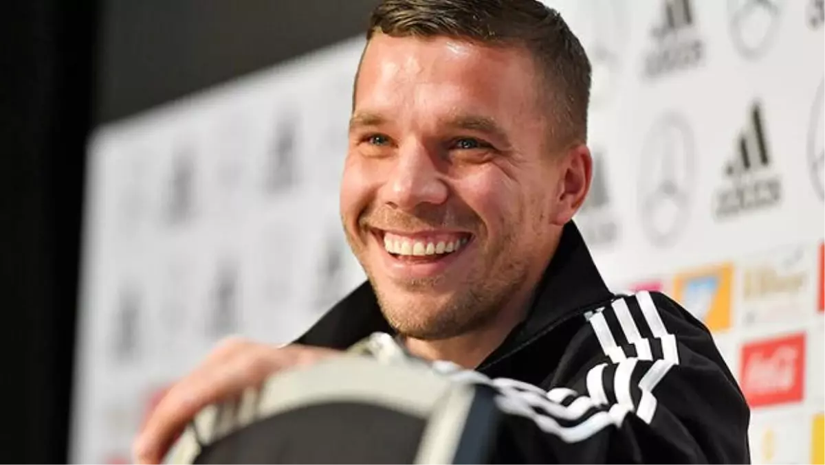 Lukas Podolski kulüp arıyor!