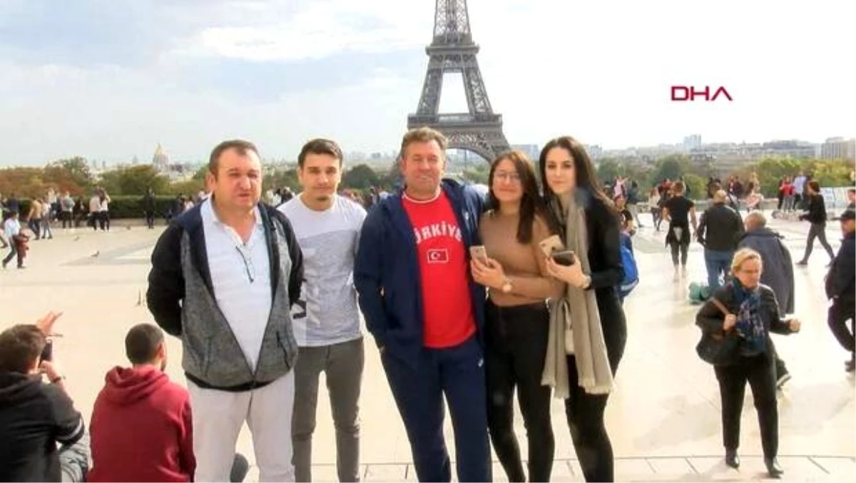 Millilere Stade de France\'ta büyük destek