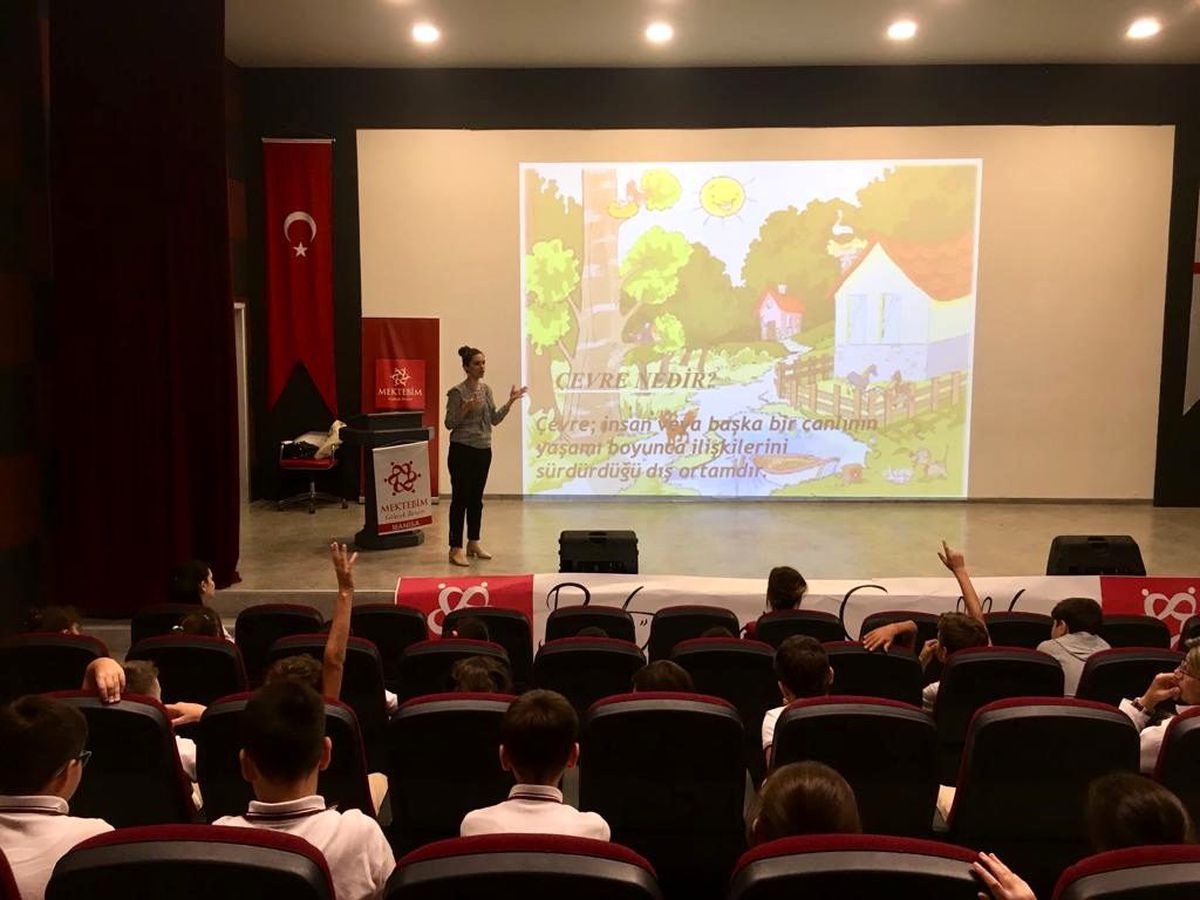 Öğrenciler Haftaya çevre bilinciyle başladı