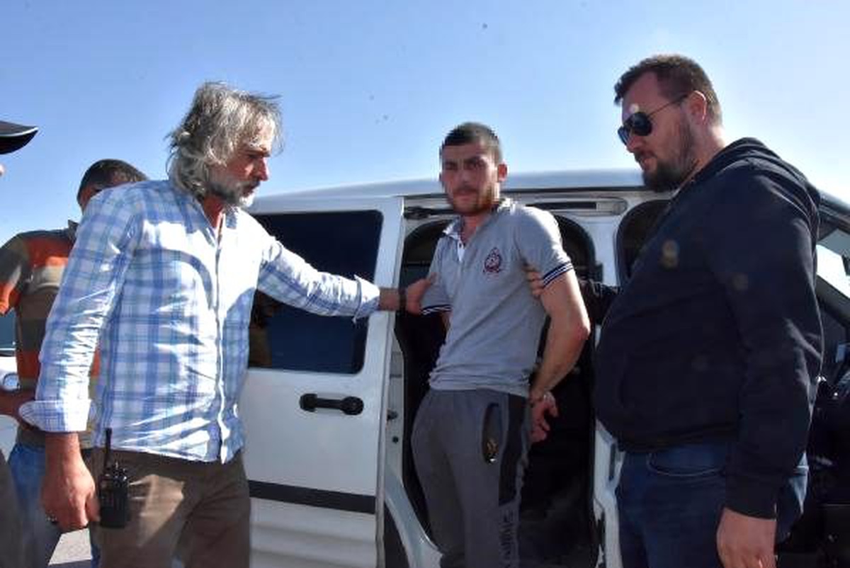 Biber gazıyla kuyumcu gasbeden şüpheli kaçarken yakalandı