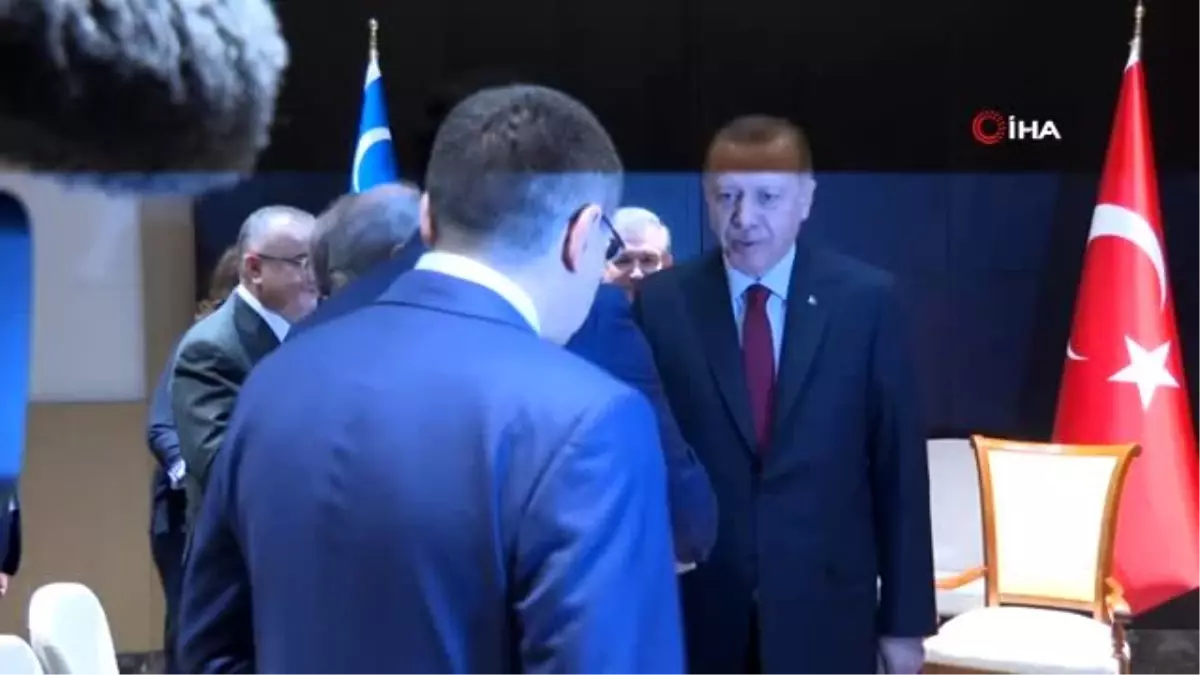 Cumhurbaşkanı Erdoğan, Özbekistan Cumhurbaşkanı Mirziyoyev ile Görüştü