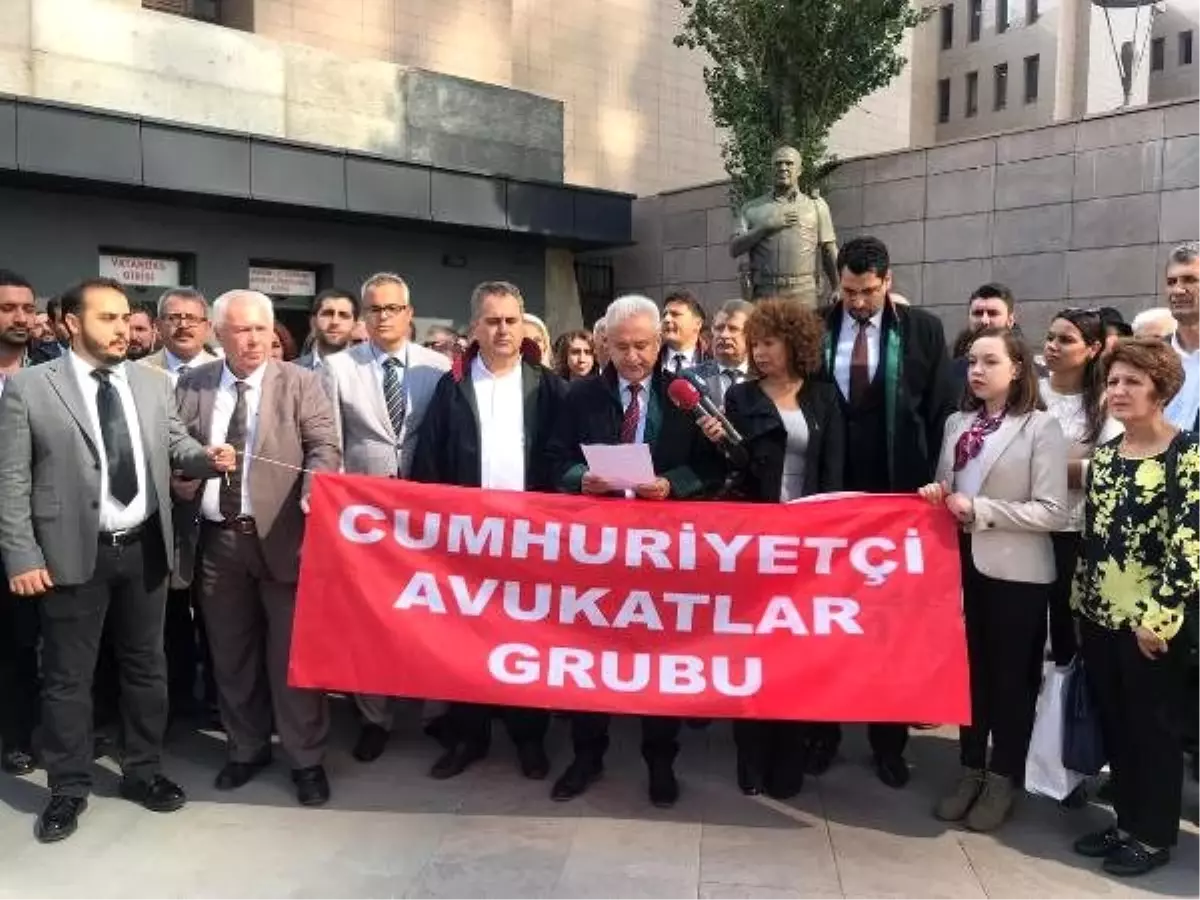 Cumhuriyetçi avukatlardan İzmir Barosu\'na tepki