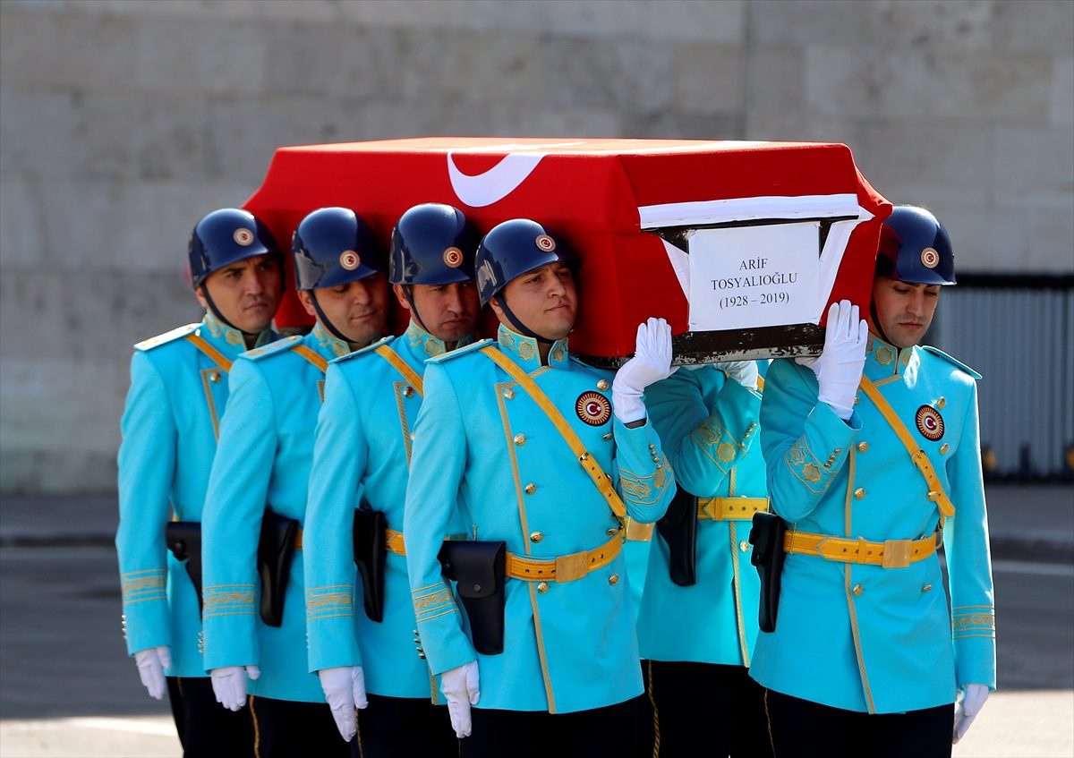 Eski milletvekili Tosyalıoğlu için TBMM\'de cenaze töreni