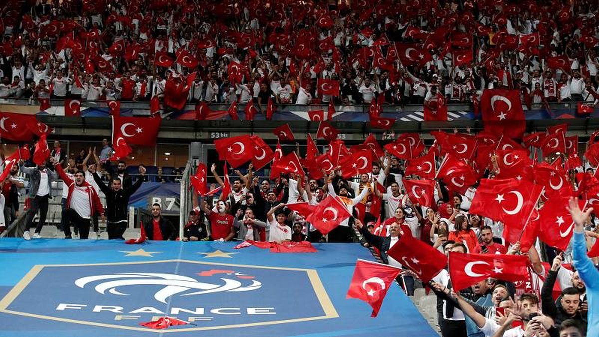 Fransız basını, Suriye harekatı gölgesindeki Türkiye-Fransa maçını nasıl değerlendirdi?