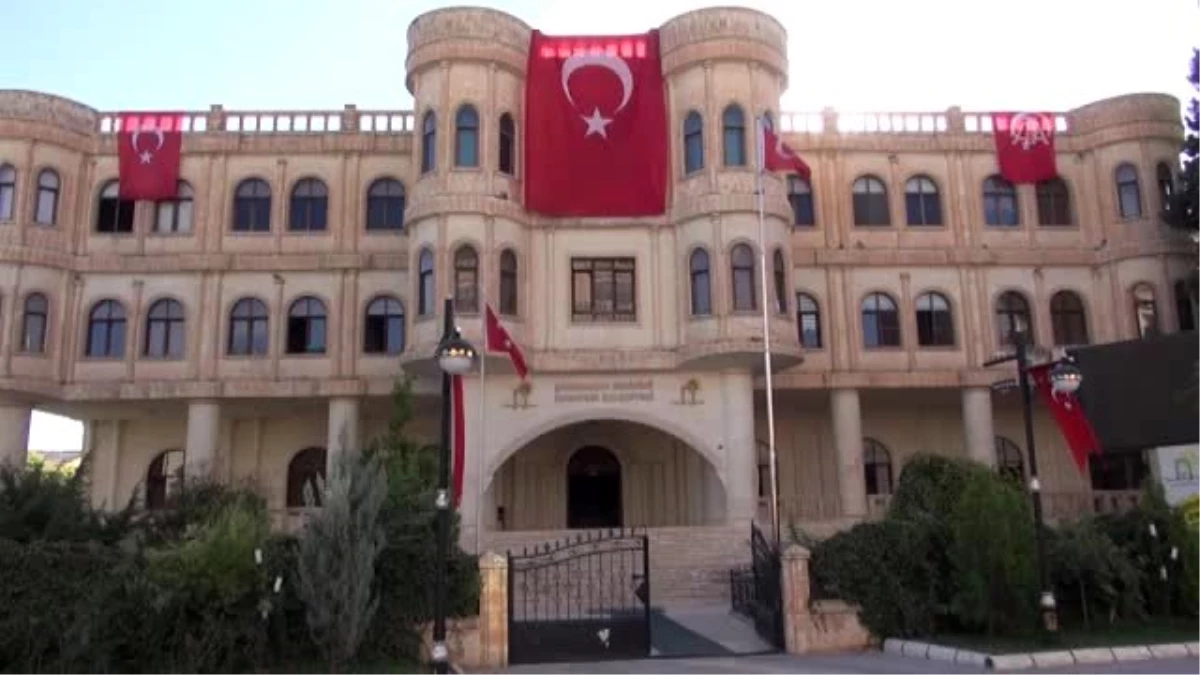 HDP\'li Nusaybin Belediye Başkanına terörden gözaltı - Nusaybin Belediye binası