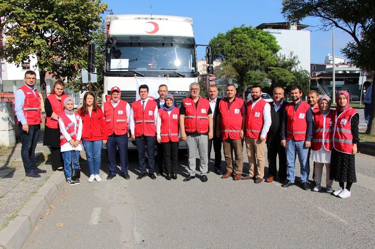 Kızılay\'dan ihtiyaç sahiplerine konserve