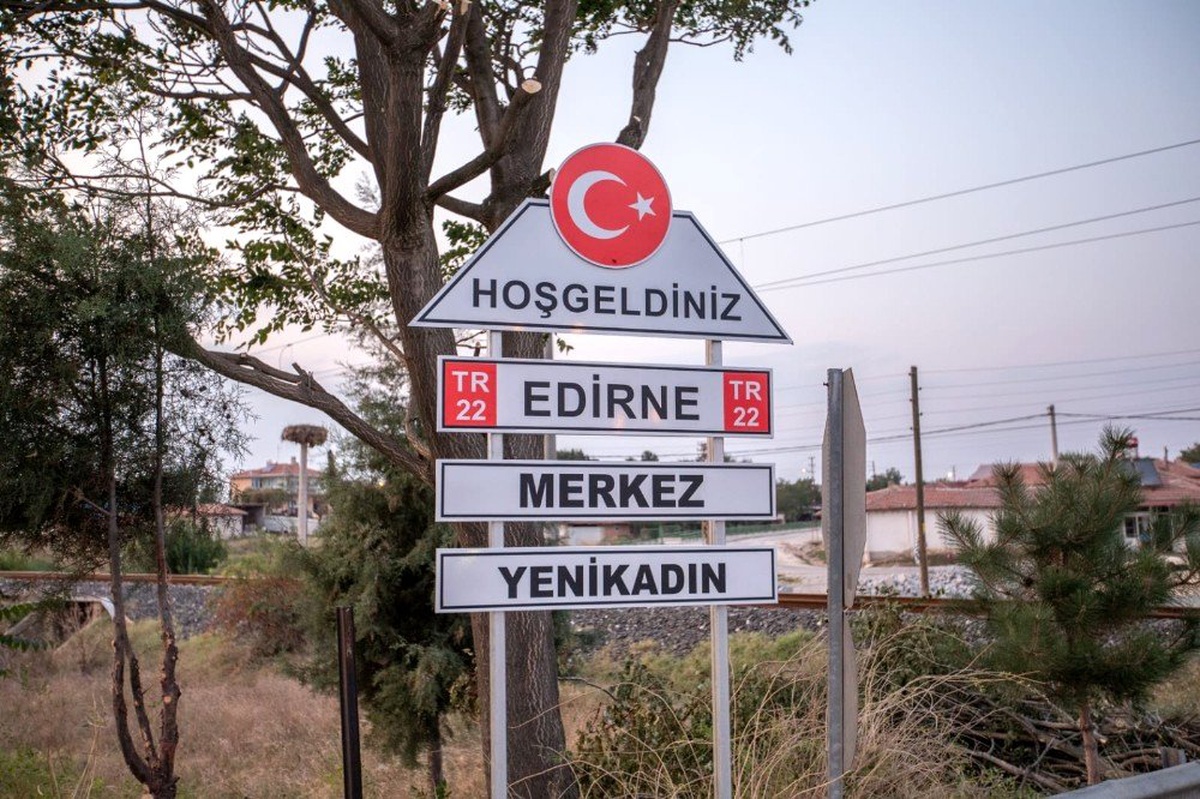 Köylere yeni kimlik panosu