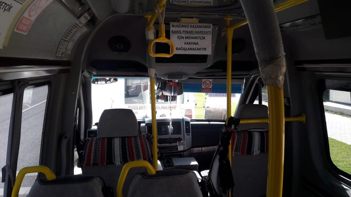 Minibüs şoförü bir günlük kazancını Mehmetçik Vakfına bağışladı