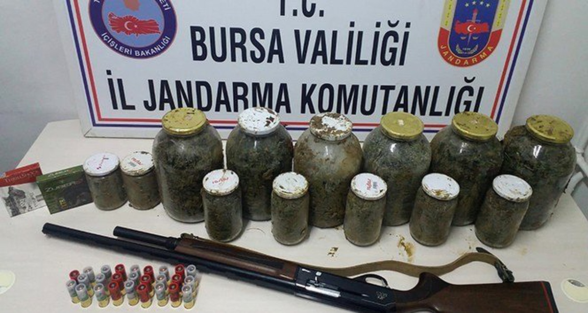 28 kilo esrarla yakalanan şahıslara 8 yıl 4 ay ceza verildi