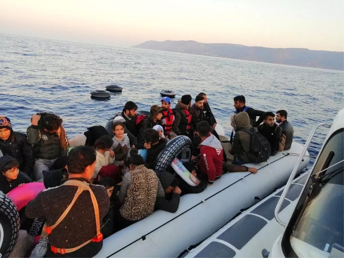 77\'si çocuk 162 düzensiz göçmen ölümü göze alarak çıktıkları yolculukta yakalandı