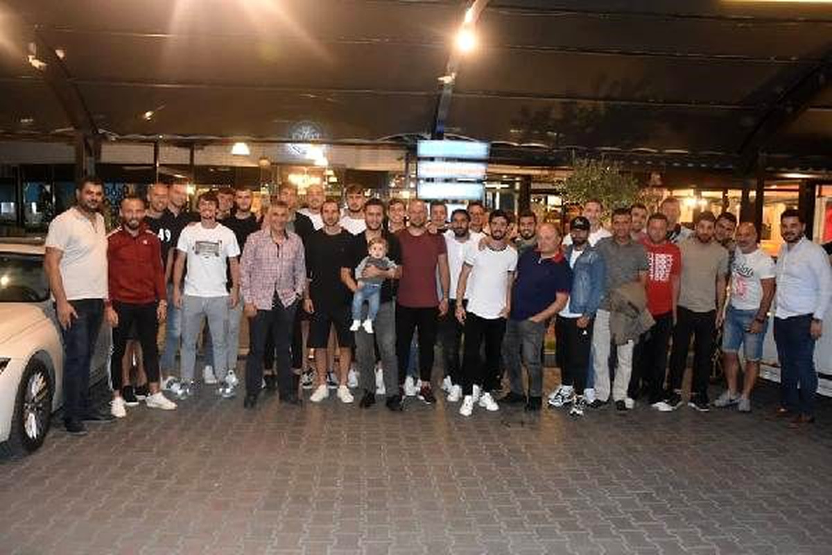 Akhisarspor liderliği geri almak istiyor