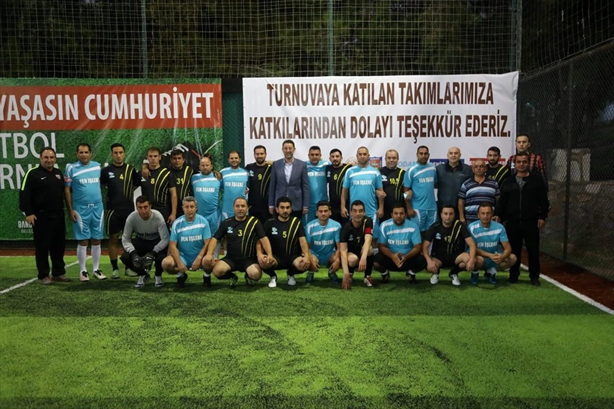 Bandırma\'da "Yaşasın Cumhuriyet Futbol Turnuvası"