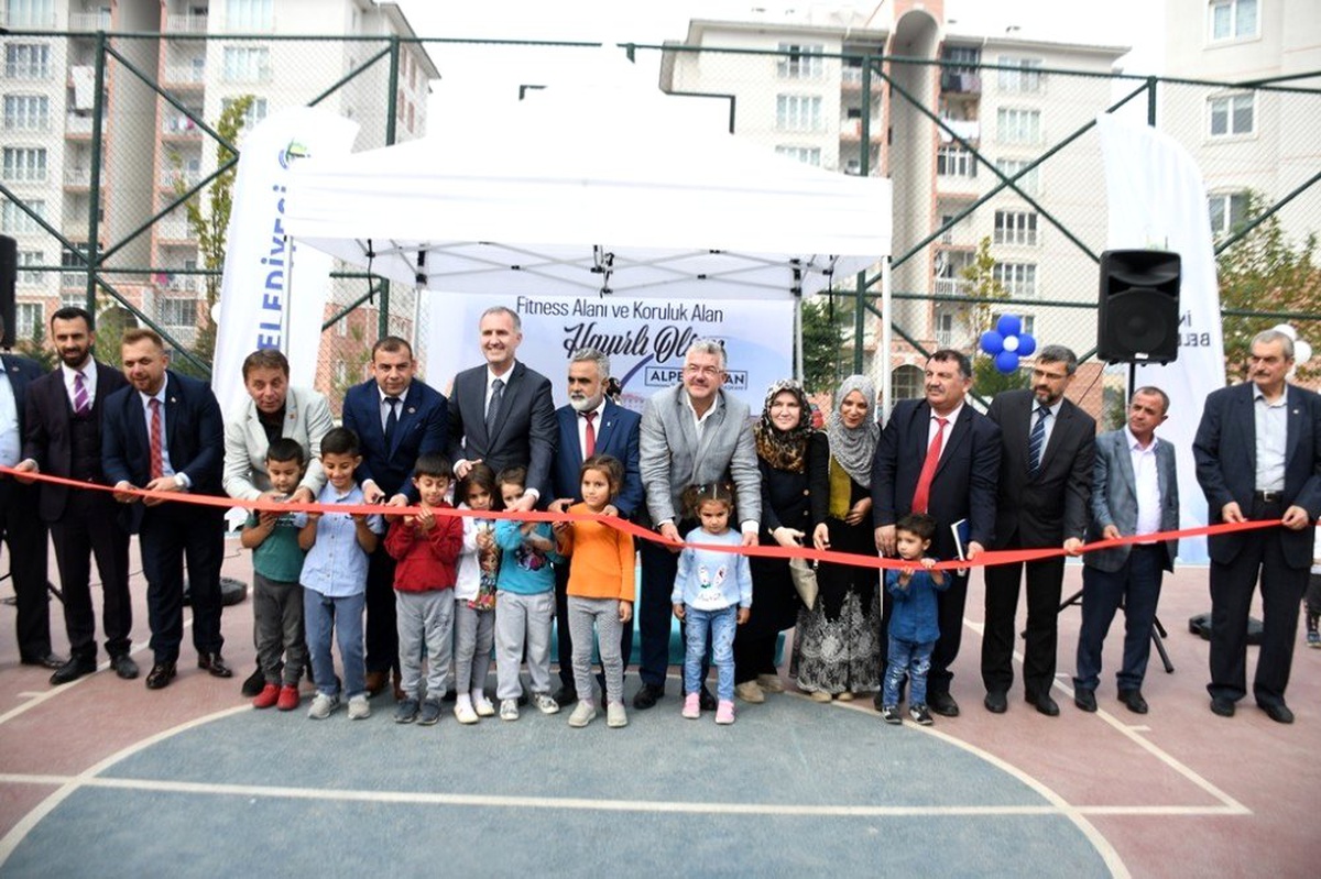 Baykoca semt sahası törenle açıldı