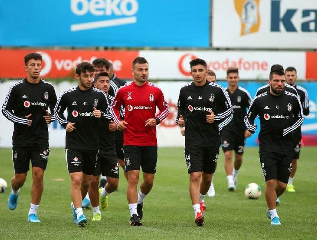 Beşiktaş\'ta milli futbolcular takıma döndü