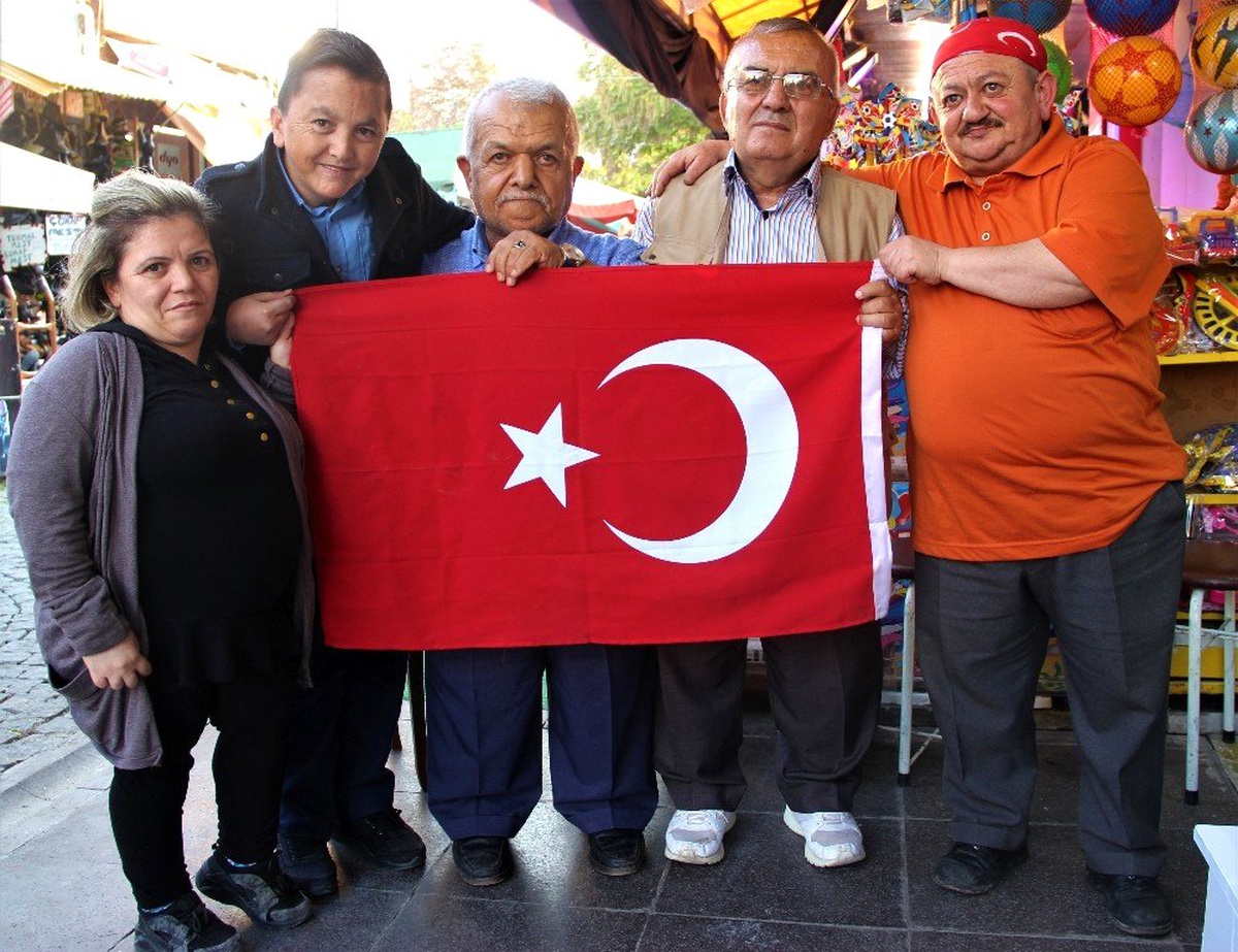 Boyları kısa yürekleri büyük