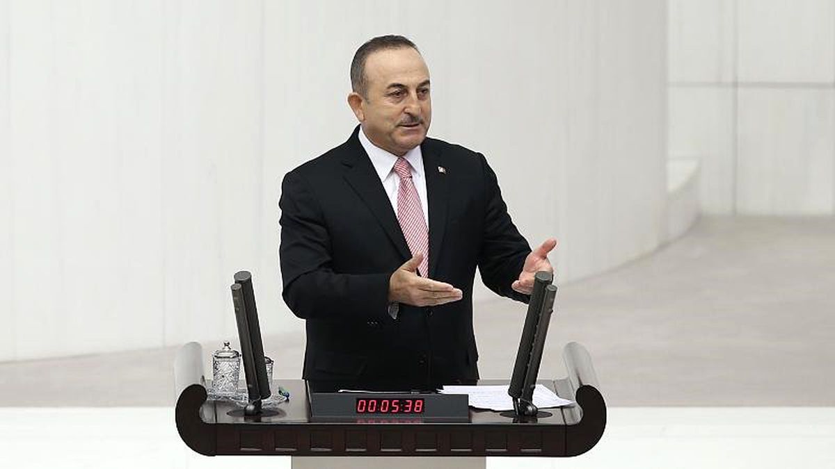 Çavuşoğlu: Nereden gelirse gelsin hiçbir yaptırım veya tehdit kabul edilemez