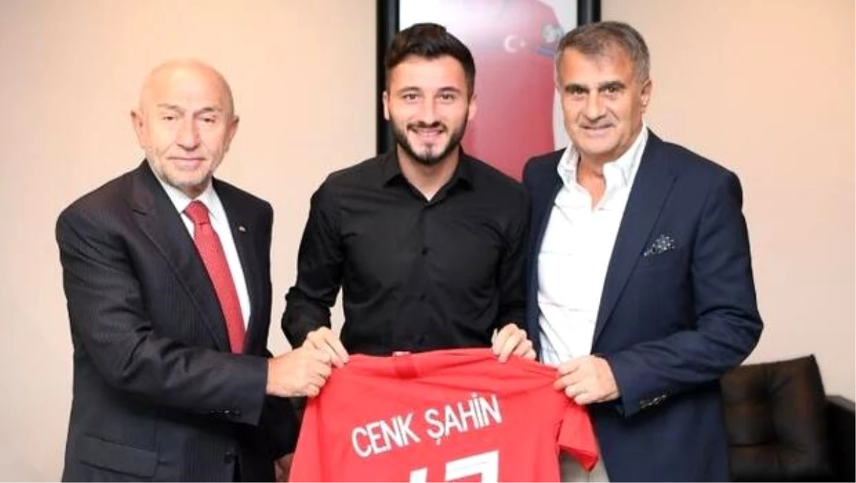 Enver Cenk Şahin\'den TFF Başkanı Nihat Özdemir\'e ziyaret