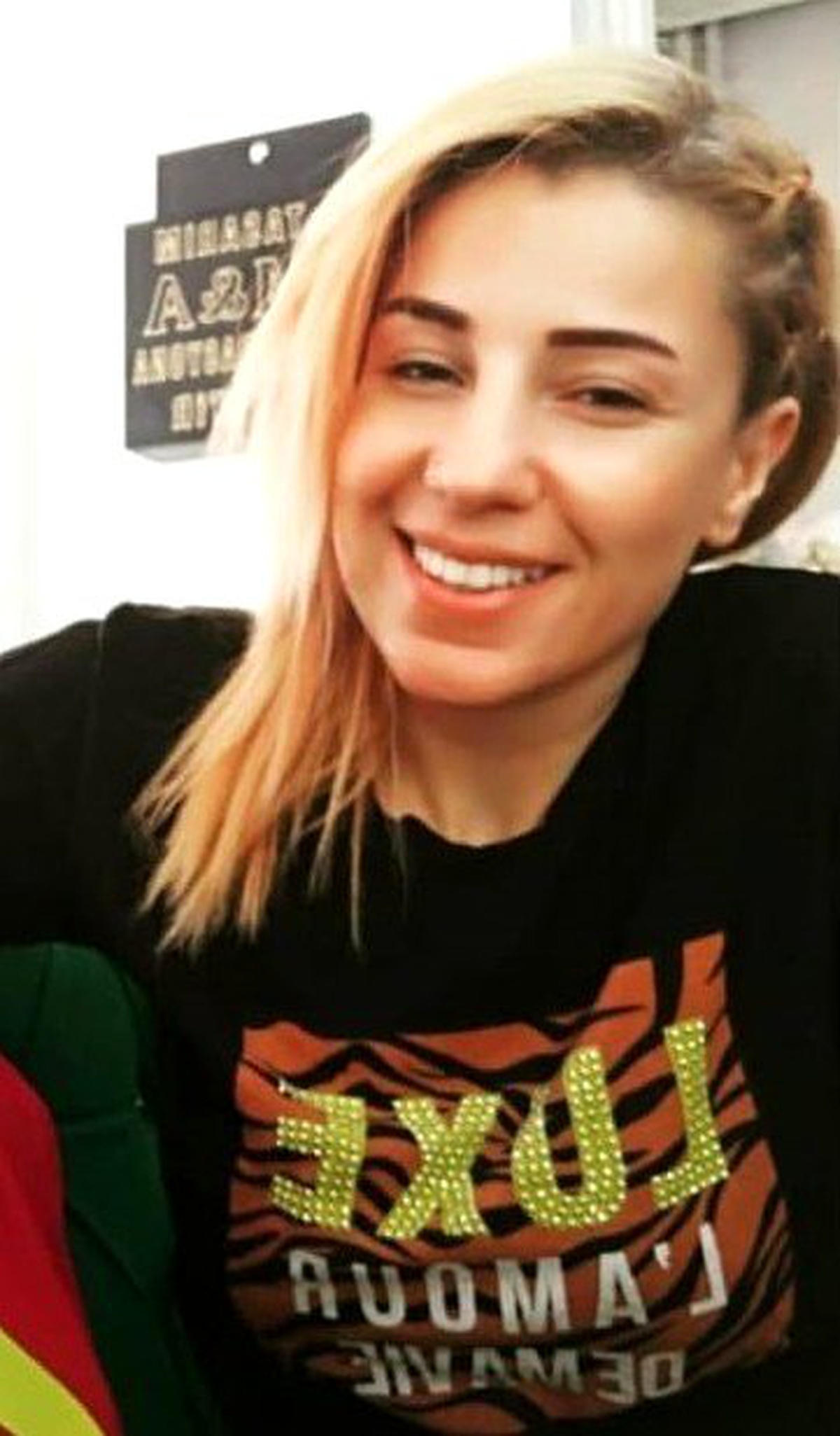 Eski sevgili kurbanı kadına gözyaşlı veda