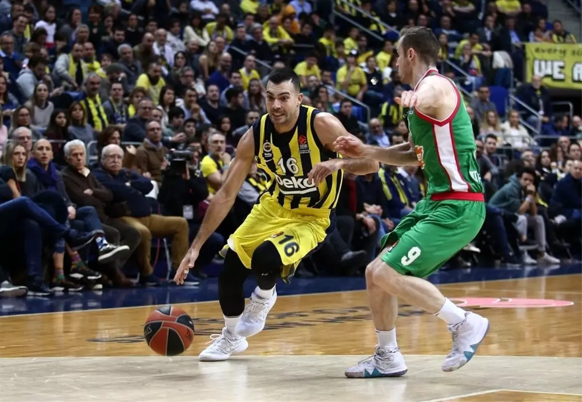 Fenerbahçe, Saski Baskonia\'yı ağırlayacak