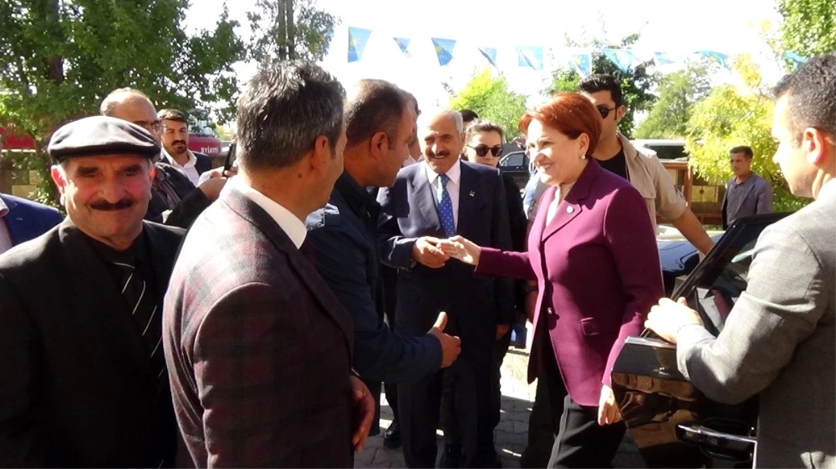 İYİ Parti Genel Başkanı Akşener Muş\'ta