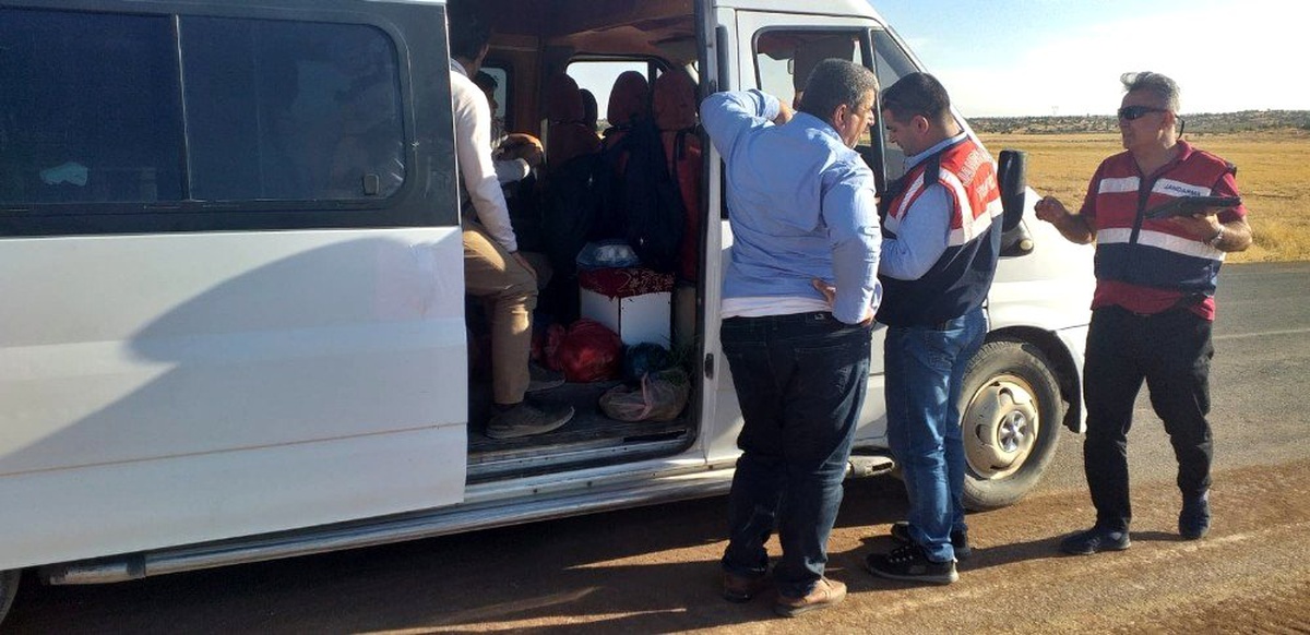 Midyat\'ta öğrenci servisleri denetlendi
