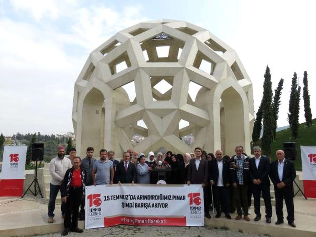 15 Temmuz şehit ailelerinden Barış Pınarı Harekatı\'na destek