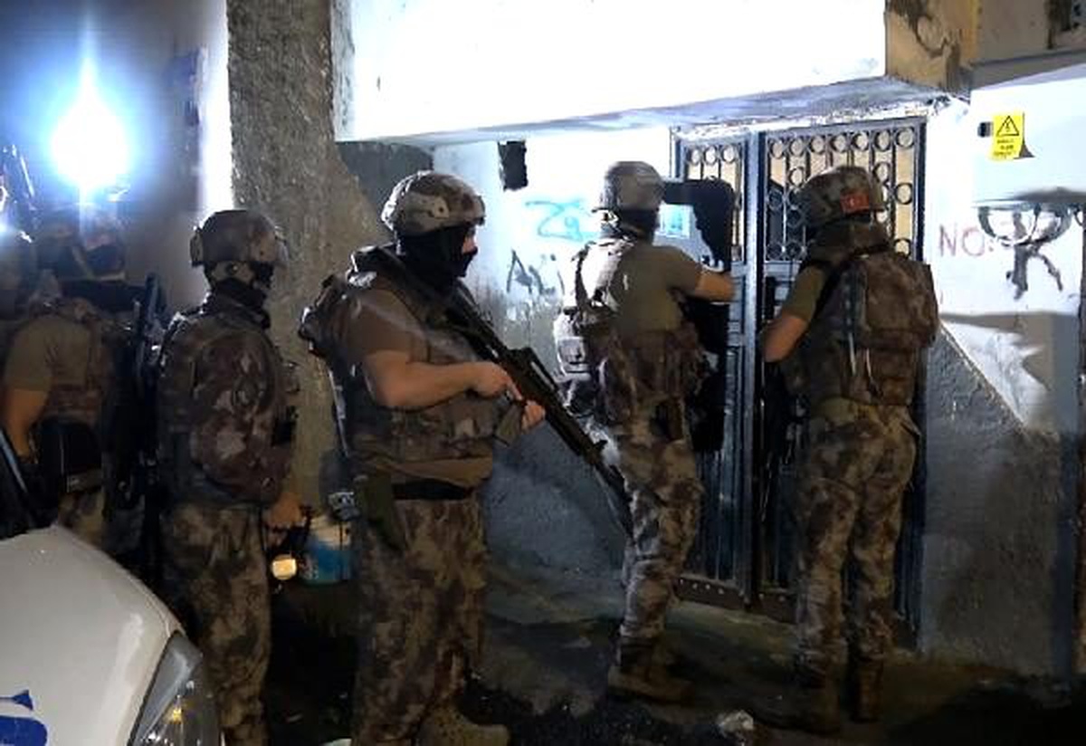 Adana\'da PKK operasyonu: 13 gözaltı