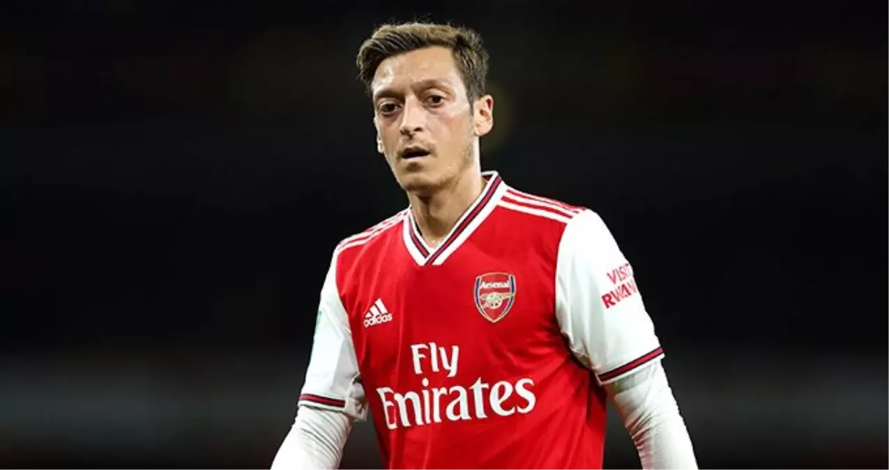 Arsenal Teknik Direktörü Unai Emery\'den Mesut Özil\'e açık kapı!